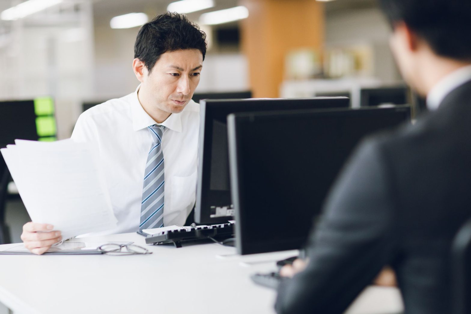 電子決裁とは？紙文書の決裁との違いは？やり方や導入事例も 電子印鑑・決裁・署名のシヤチハタクラウド